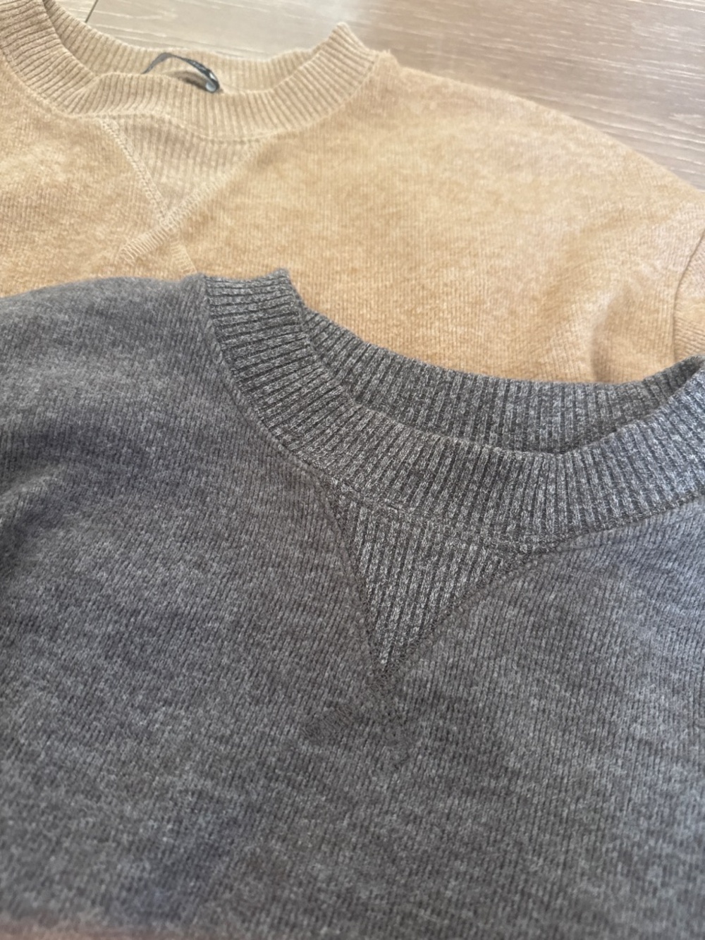 2 Pack: Zara Cropped sweater tops w/ raw hem - Picture 2 of 5
